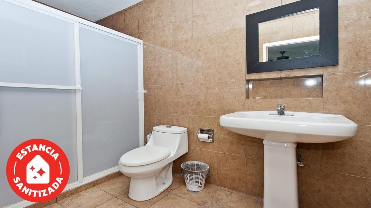 Econosuites Monterrey Extérieur photo