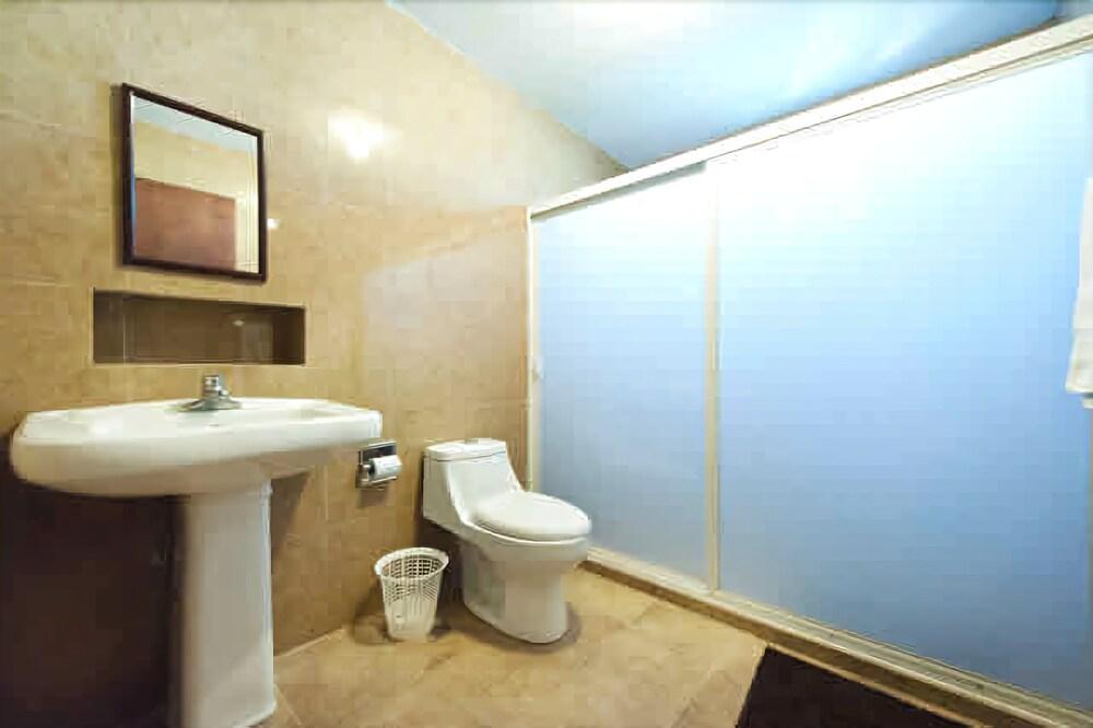 Econosuites Monterrey Extérieur photo