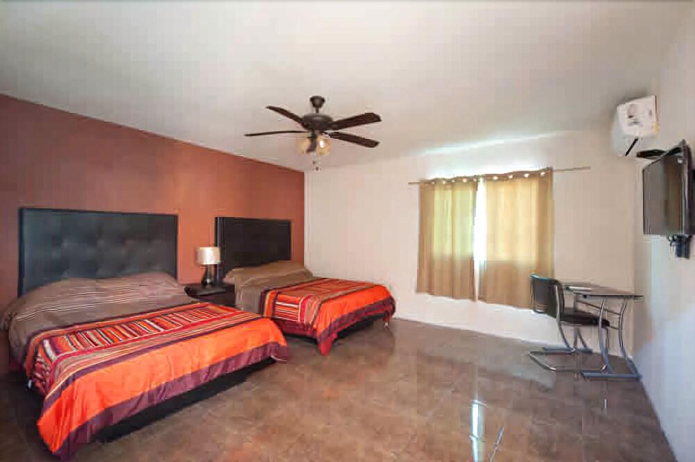 Econosuites Monterrey Extérieur photo