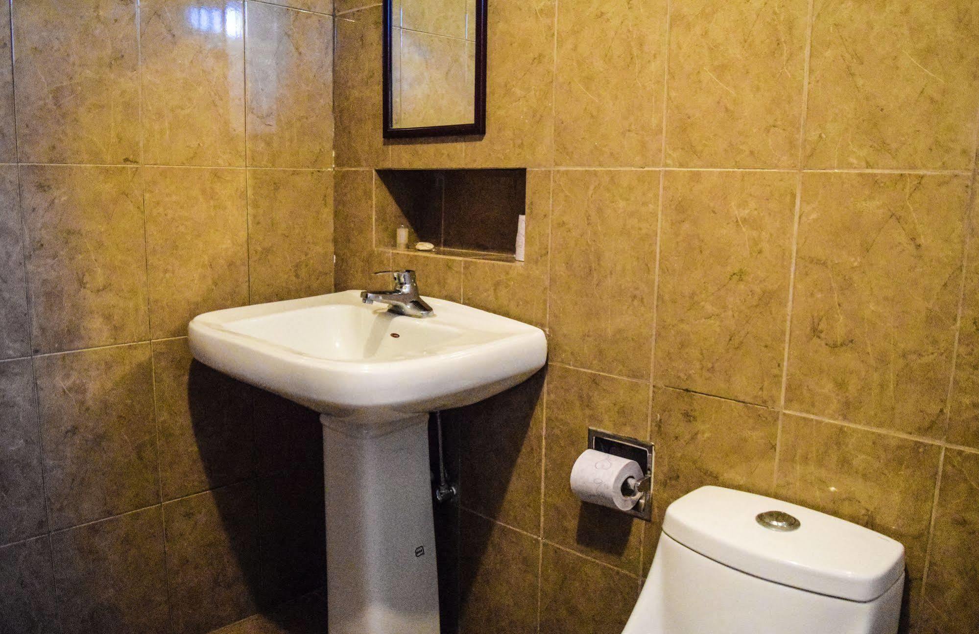 Econosuites Monterrey Extérieur photo